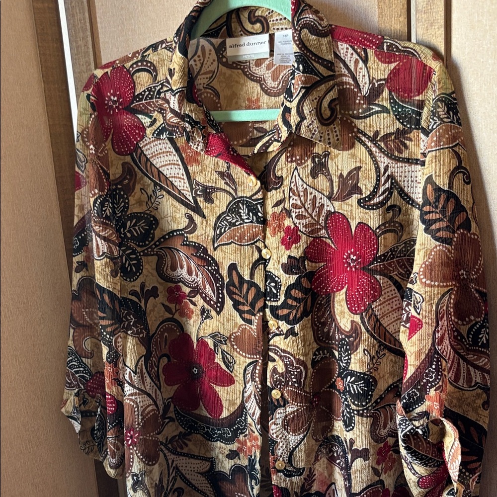 FINAL MARKDOWN Alfred Dunner Red and Brown Floral Blouse 16p